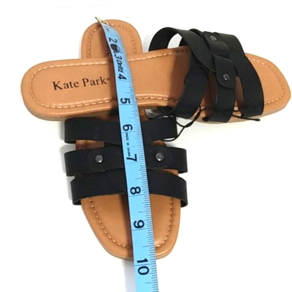 KATE PARK STRAPPY SLIP-ON FLAT SANDALS NWOT SIZE 6 - Picture 8 of 11